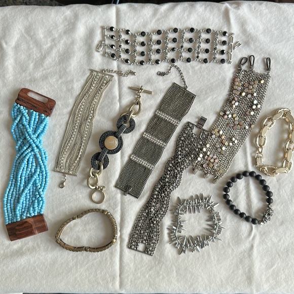 BRACELET BUNDLE - Picture 1 of 11